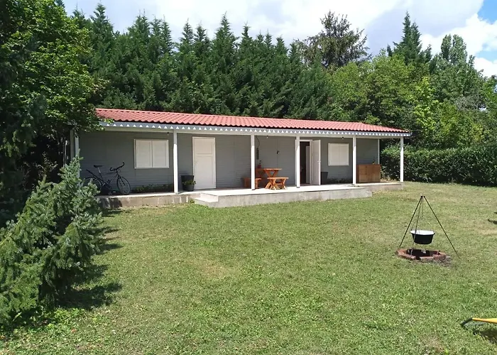 Akarattya Endless Summer Woodhouse Hébergement de vacances Balatonakarattya